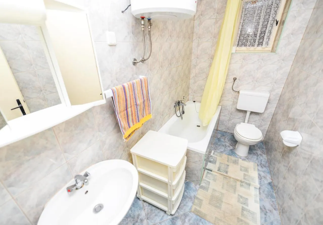 Apartments Magdalena Mandre Croatia